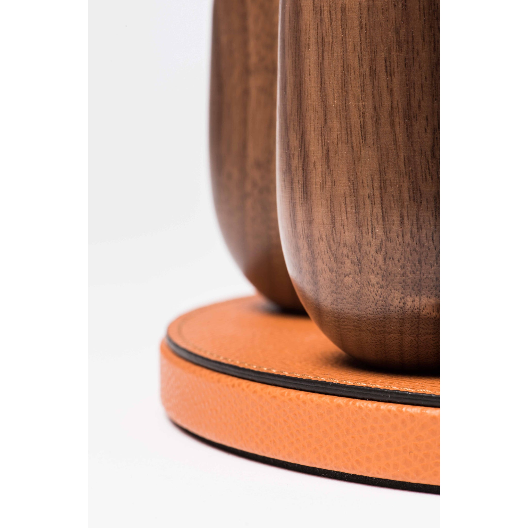 Premium lawn bowling set with Canaletto walnut pins and Italian leather trim