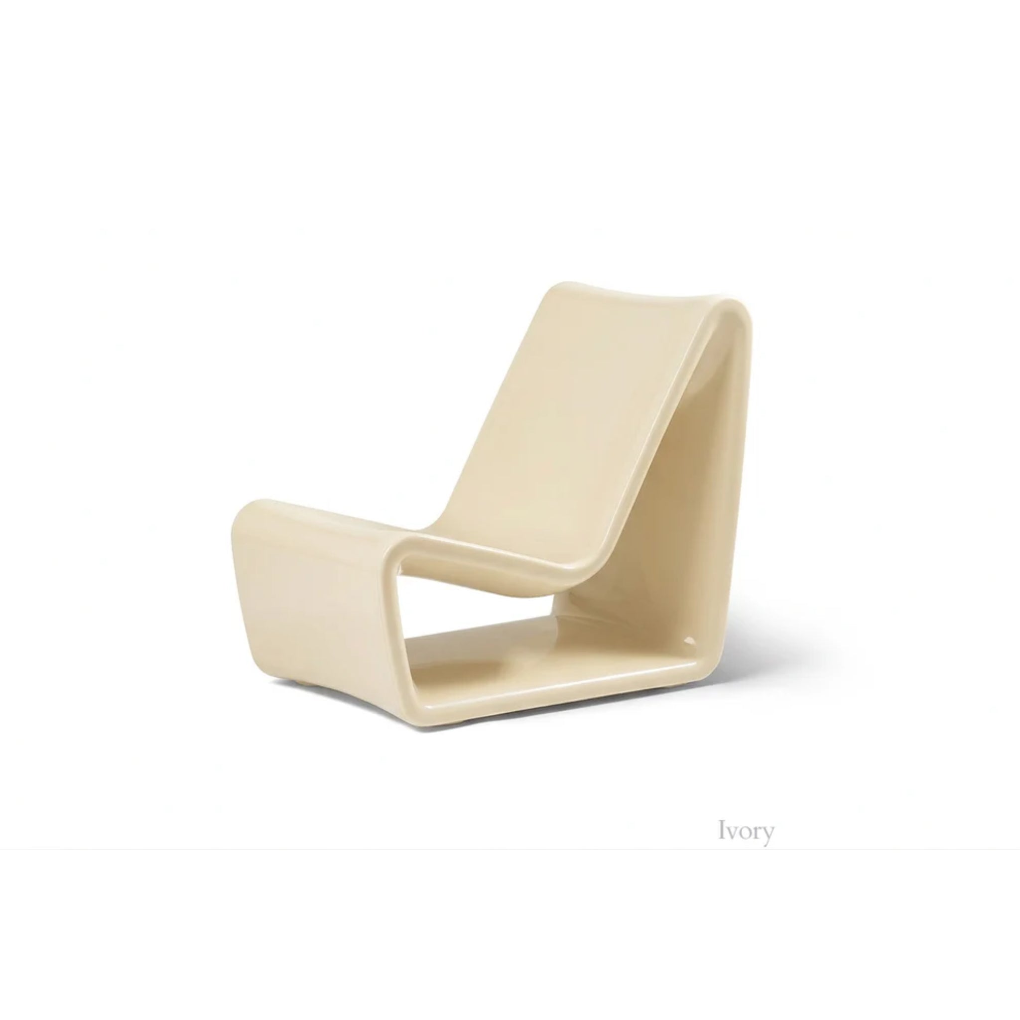Tupelo Loop Chair in ivory for in-pool lounging and baja shelves and tanning shelf in ivory