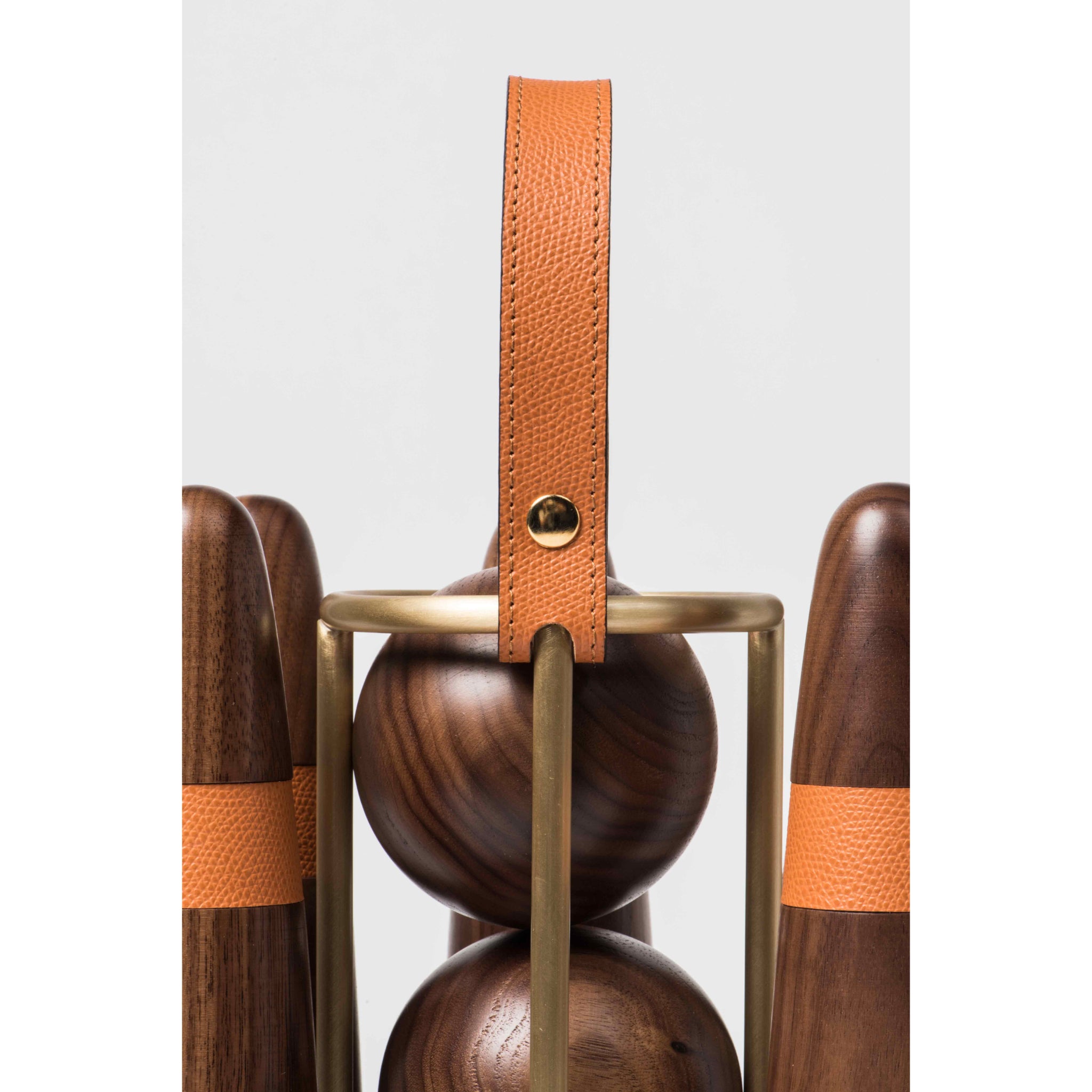 Luxury Bowling Set in Canaletto Walnut & Italian Leather | Pinetti Collection