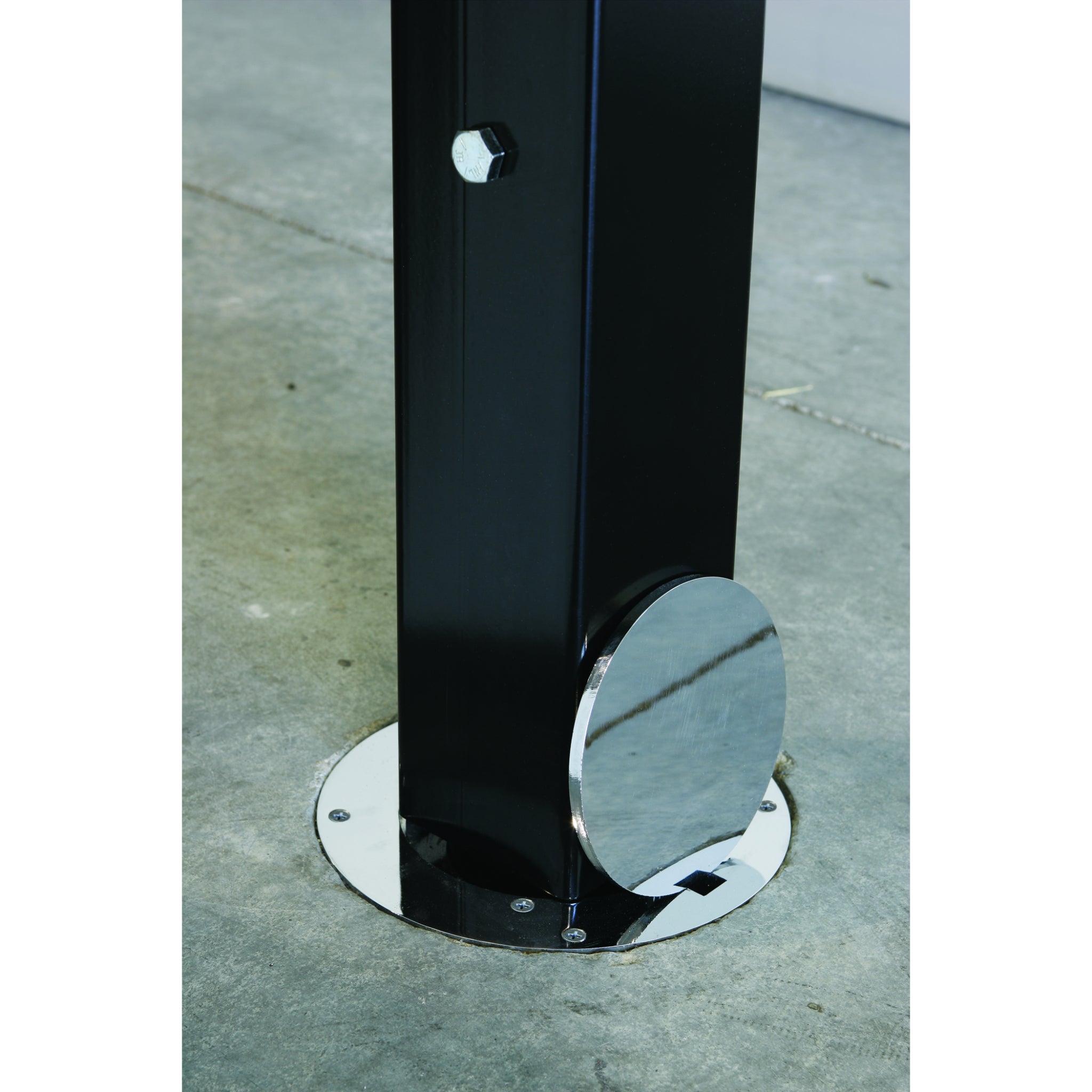 Blast™ Outdoor Recreational Volleyball Net System by First Team | Grass or Sand -  Volleyball Net -  First Team 