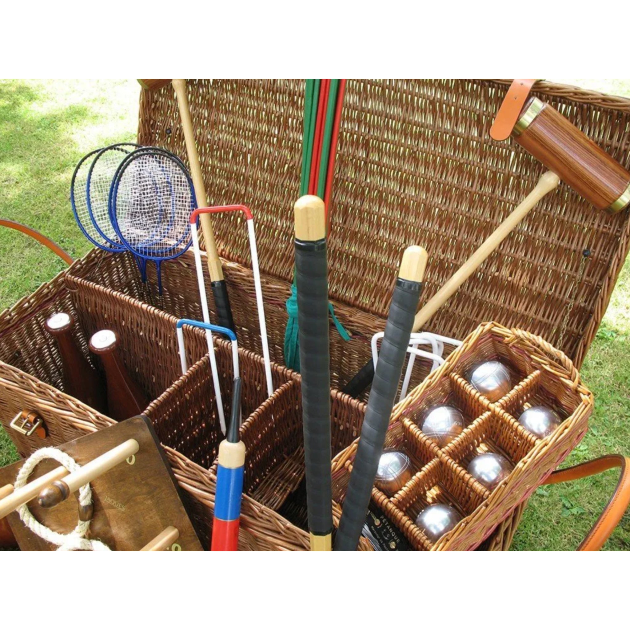 Parker Collection garden games hamper with croquet and outdoor games