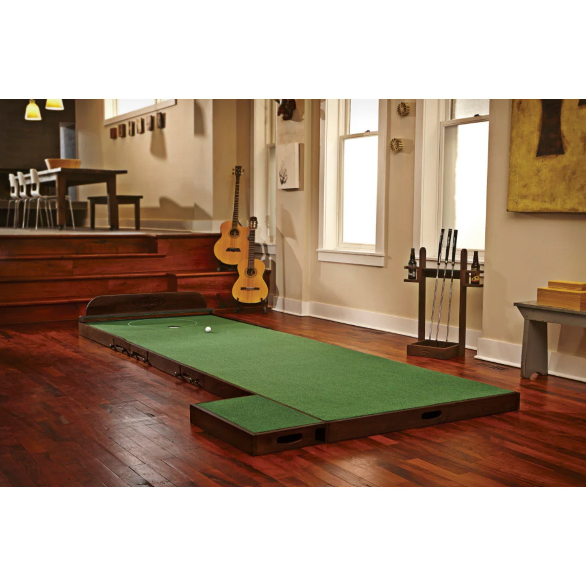 The MacDonald Indoor Putting Green