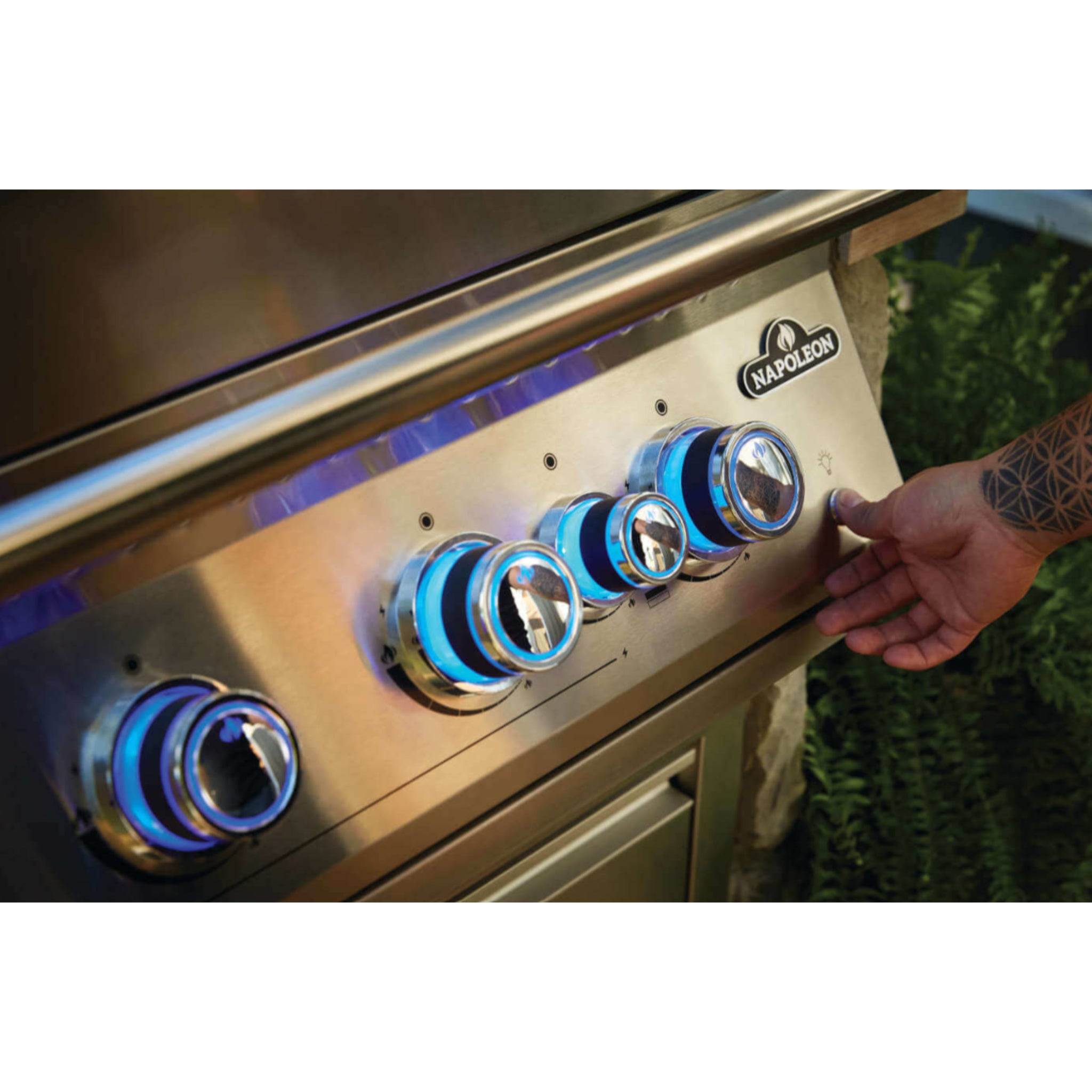 Napoleon 32" Built-In 700 Series Gas Grill with Infrared Rear Burner -  Grills and BBQs -  Napoleon 