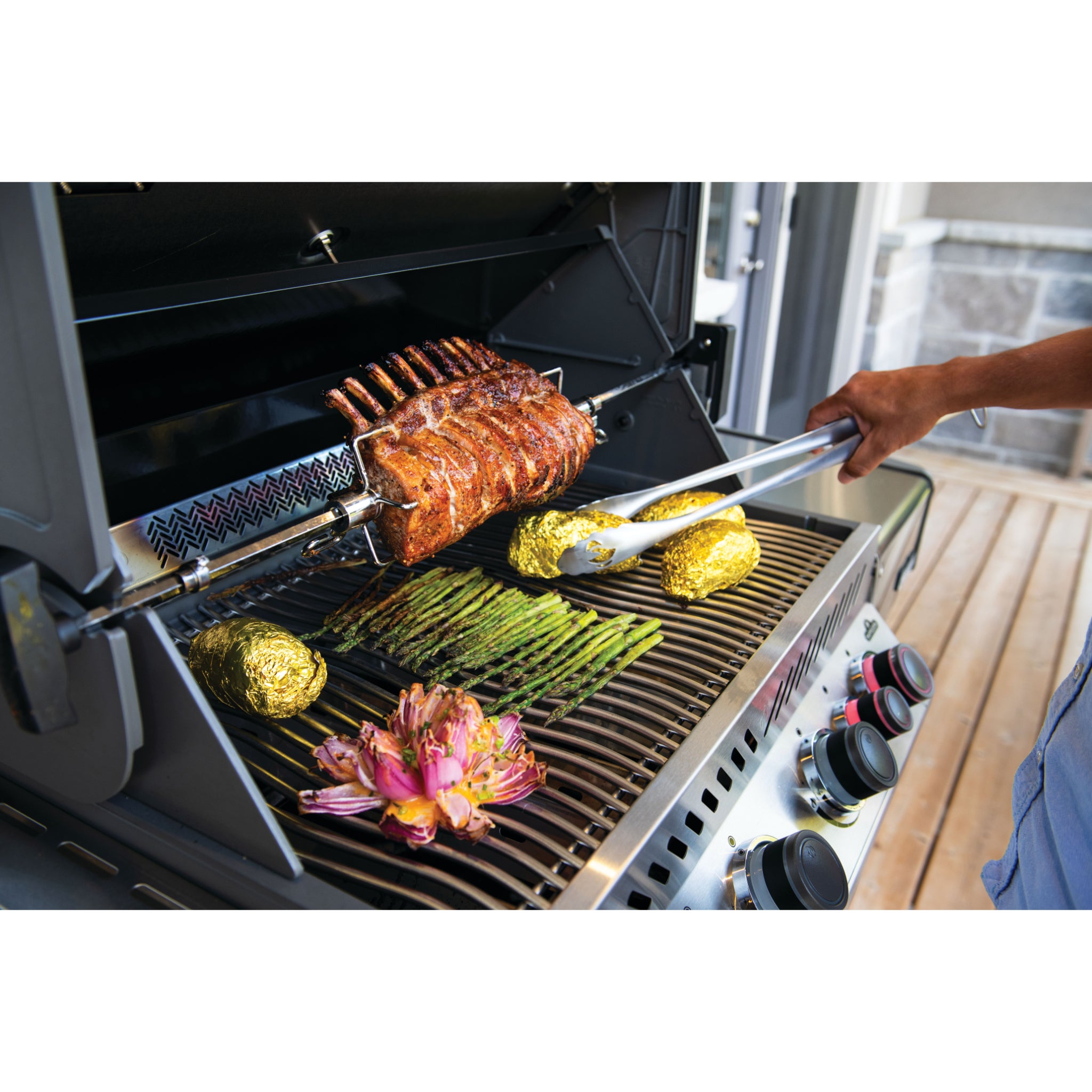 Napoleon Prestige® 500 Gas Grill with Infrared Side & Rear Burner -  Grills and BBQs -  Napoleon 
