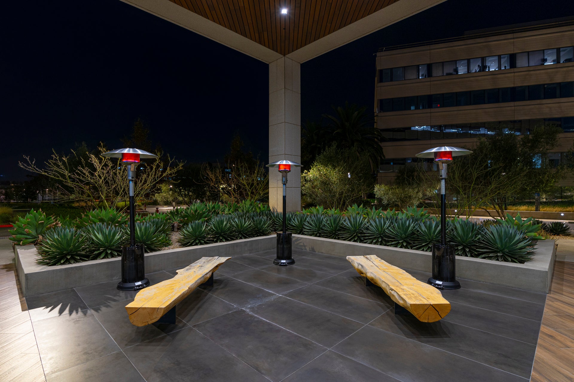 Sunglo® Portable Propane Patio Heater A270 -  Portable Patio Heater -  Sunglo 