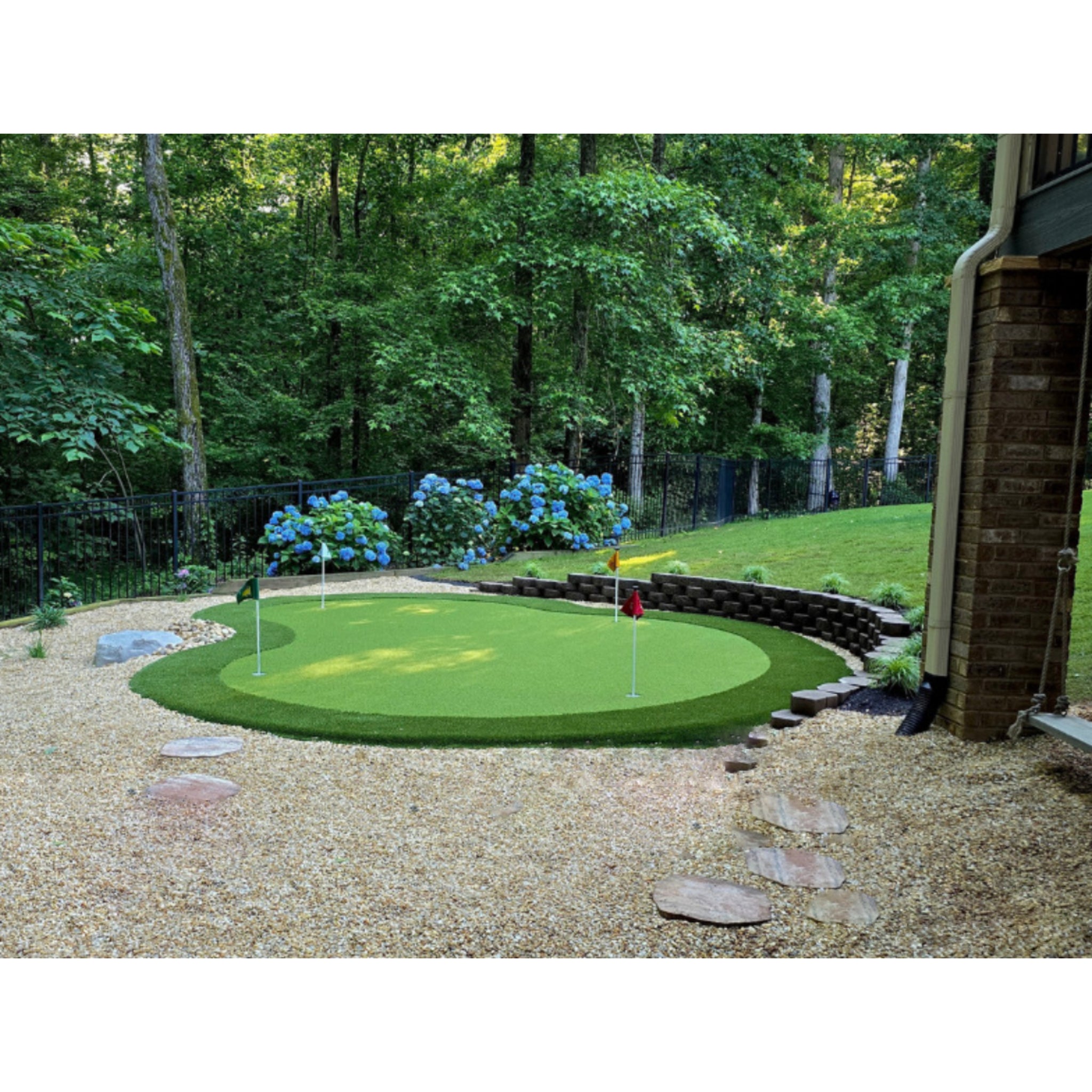 The Southampton Outdoor Putting Green, DIY Kit 18 feet by 23 feet,414 sq. ft. backyard isntallation.