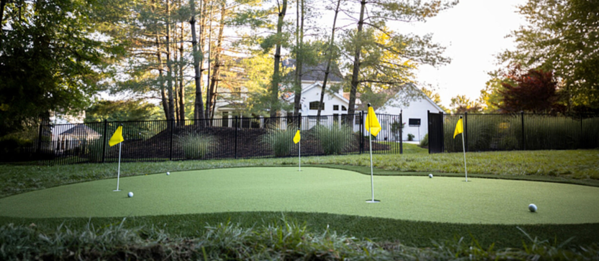 Ultra Base Outdoor Putting Green Kit Close up