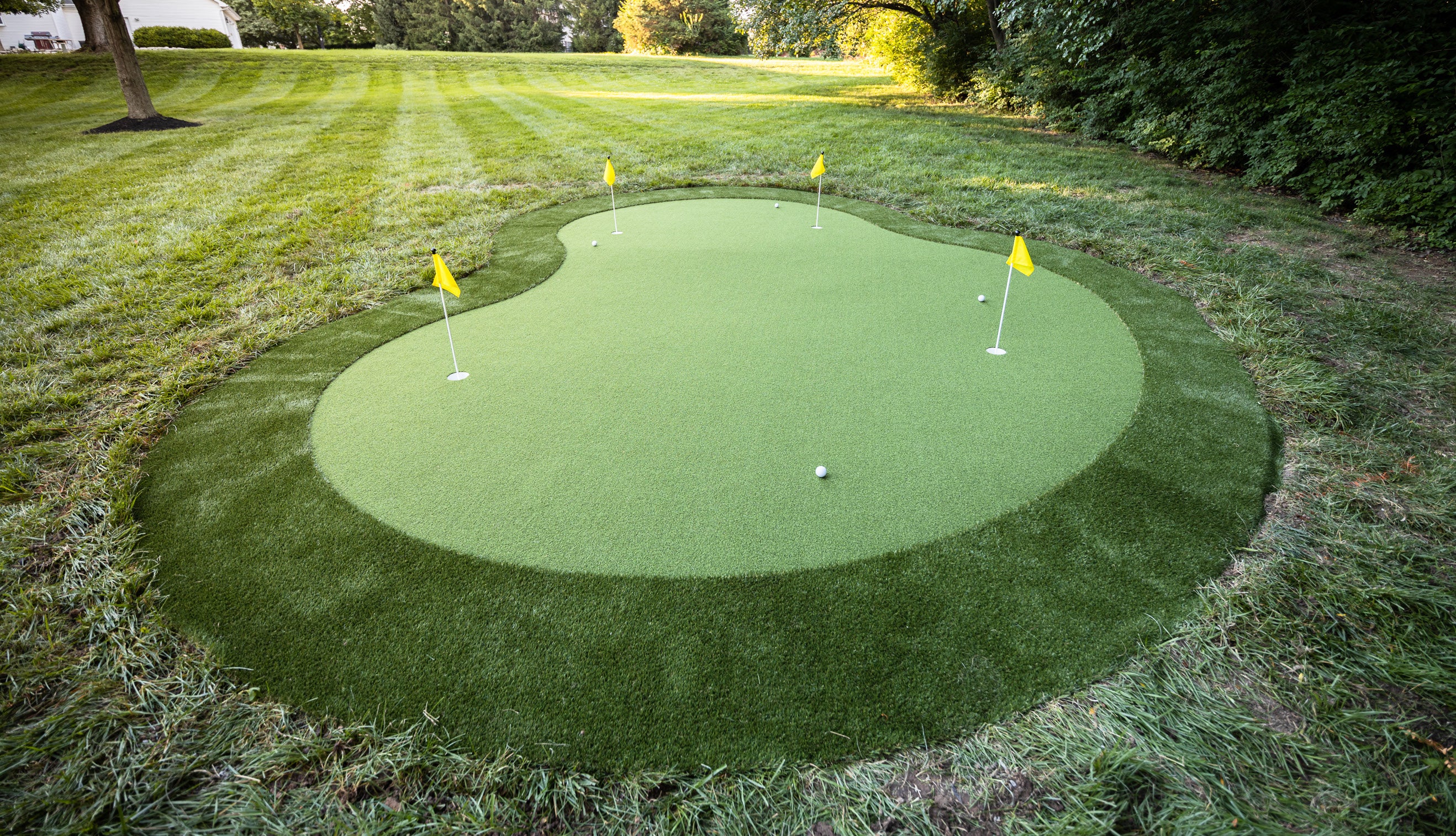 The Southampton Outdoor Putting Green Kit - Backyard Golf Players Series -  Outdoor Putting Green -  Ultra Base Systems 