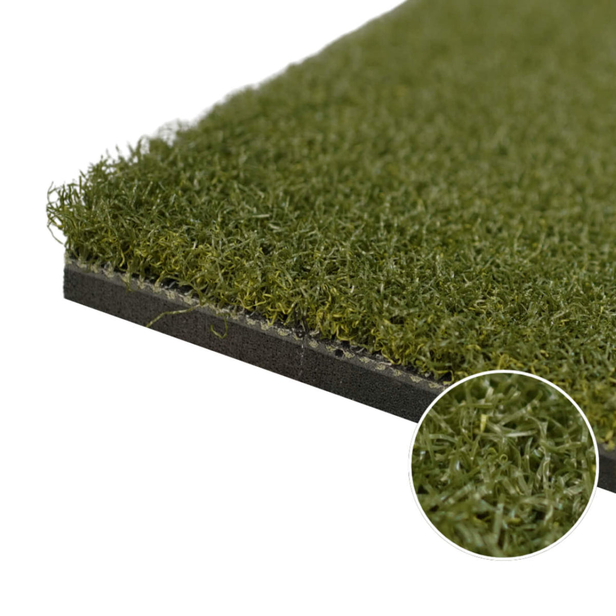 Close-up of the Country Club First Cut chipping mat's turf fibers and foam backing, built with Real Feel turf technology to replicate first-cut fairway resistance